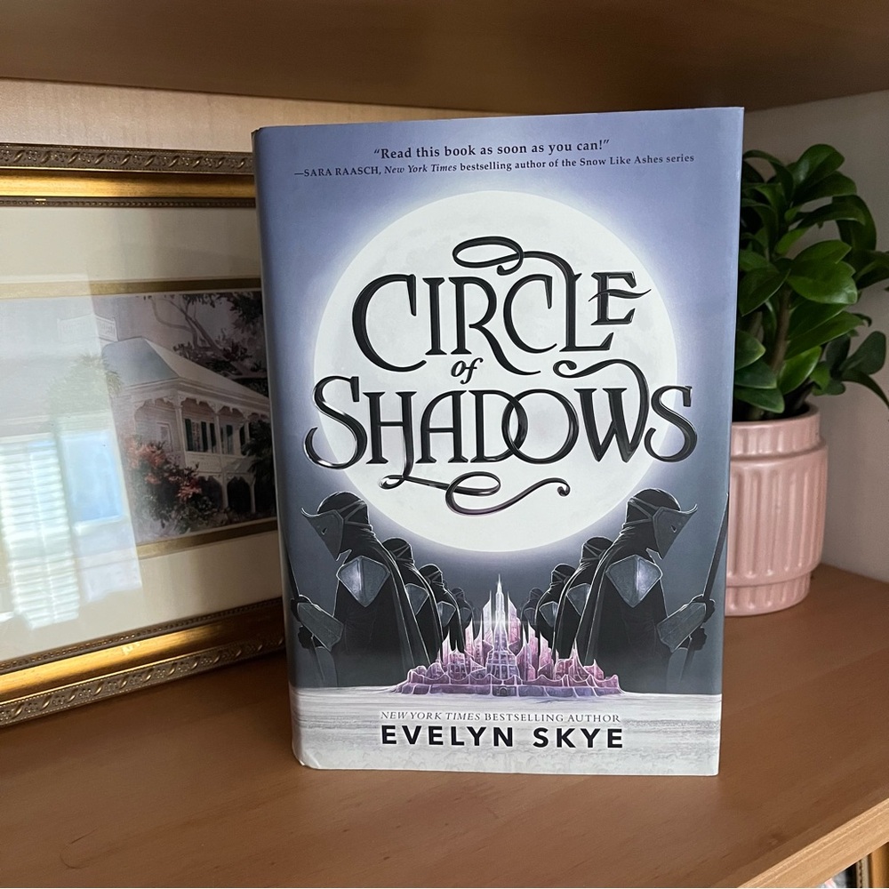 Circle shadows by Evelyn skye